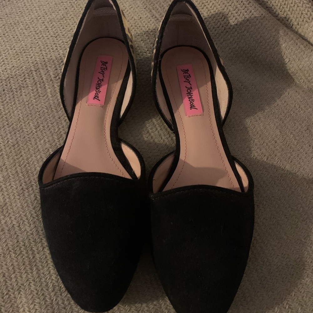 Cute black and animal print flats